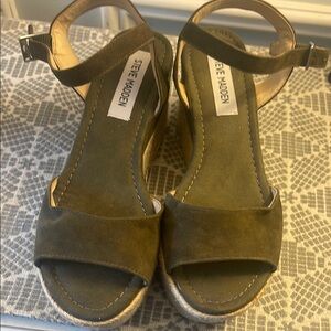Steve Madden Olive Green Wedge Sandals